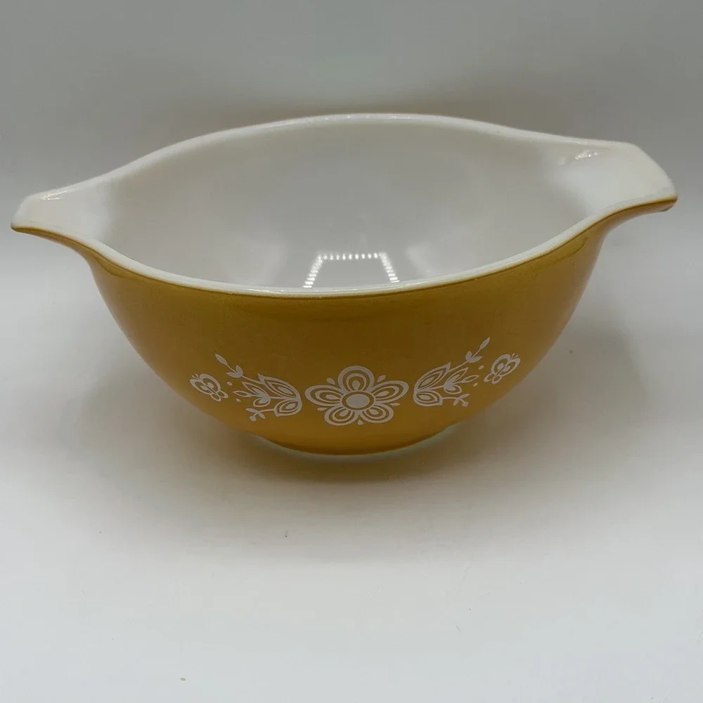 Vintage Pyrex‎ Cinderella Orange Mixing Bowl 1 1/2 Quart 442 Tab Handles